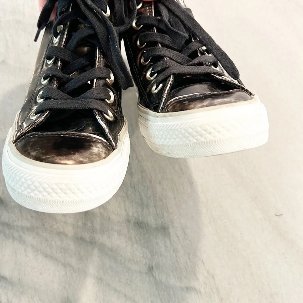 Chuck Taylor Lux Brush-Off Leather Wedge Sneakers Size 5 Gunmetal Bronze